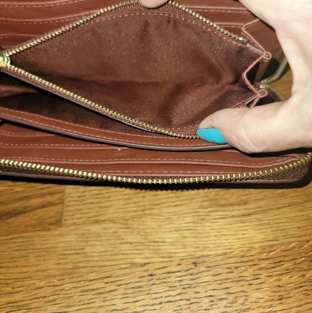 FOSSIL Wallet - Picture 4 of 4